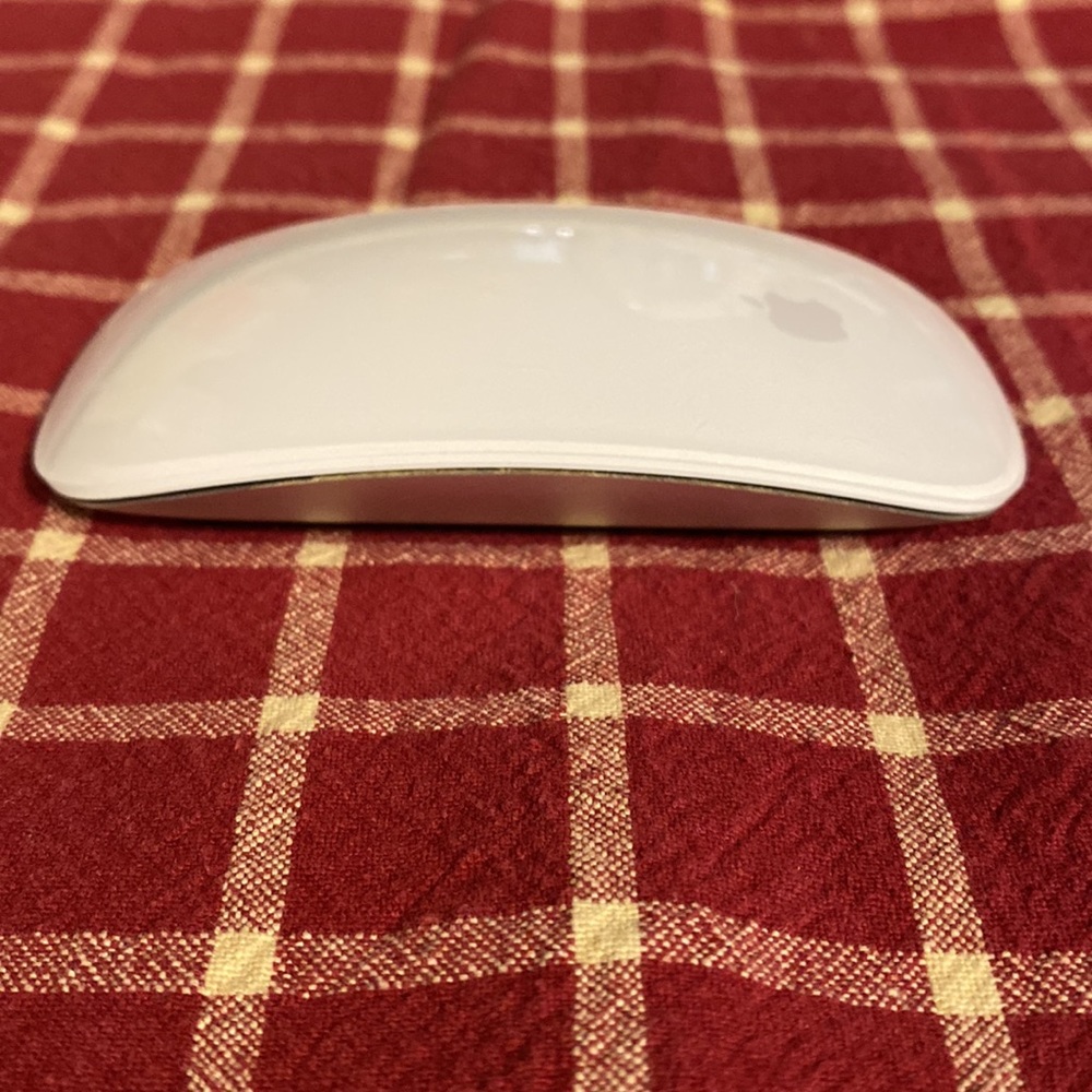 Used Apple Magic Mouse 2 - Picture 5 of 5